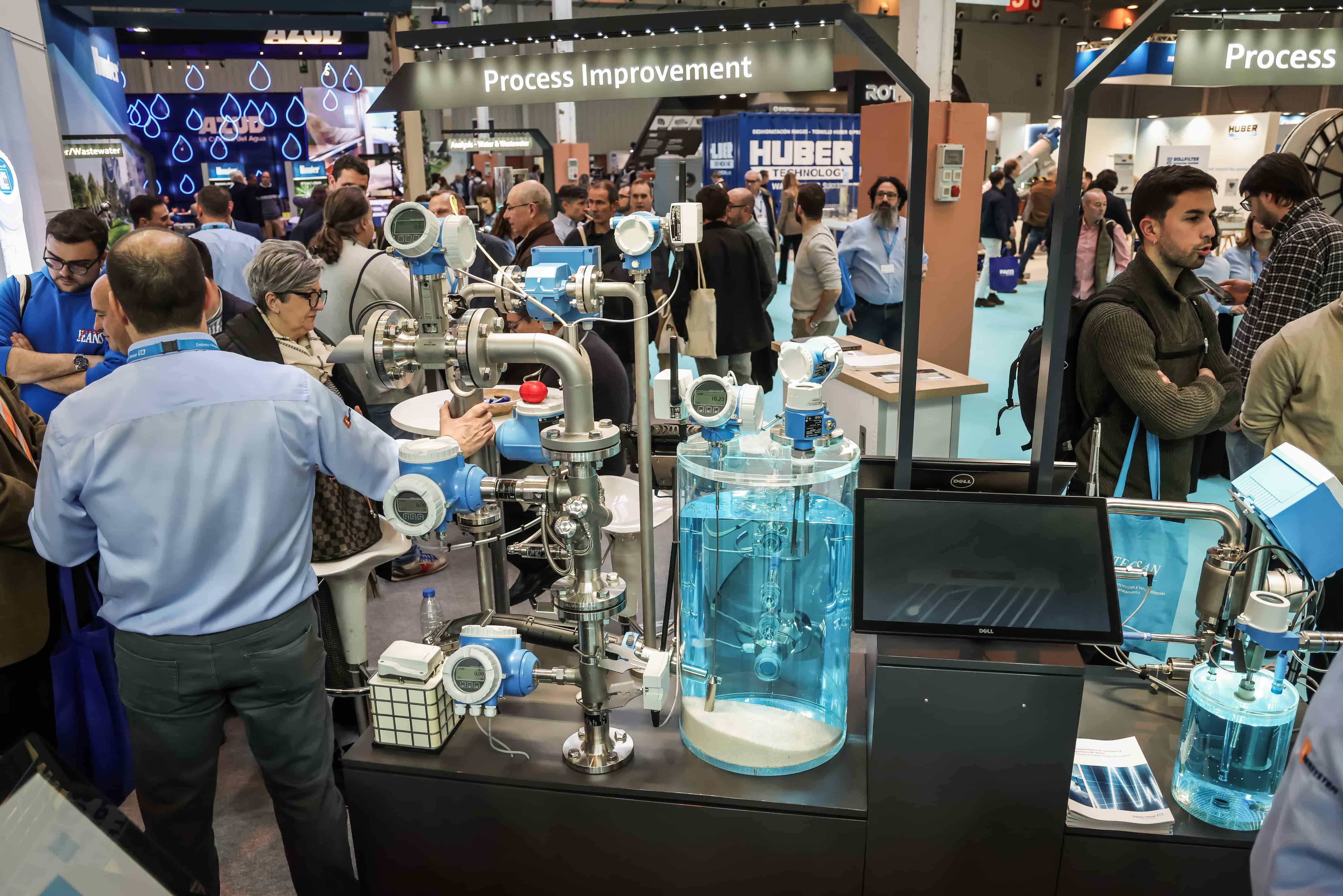 Gran éxito en la segunda jornada de SMAGUA, que avanza a buen ritmo con el impulso de las jornadas y misiones comerciales.